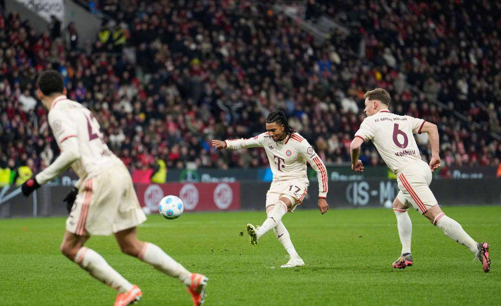 拜仁慕尼黑三球击败勒沃库森