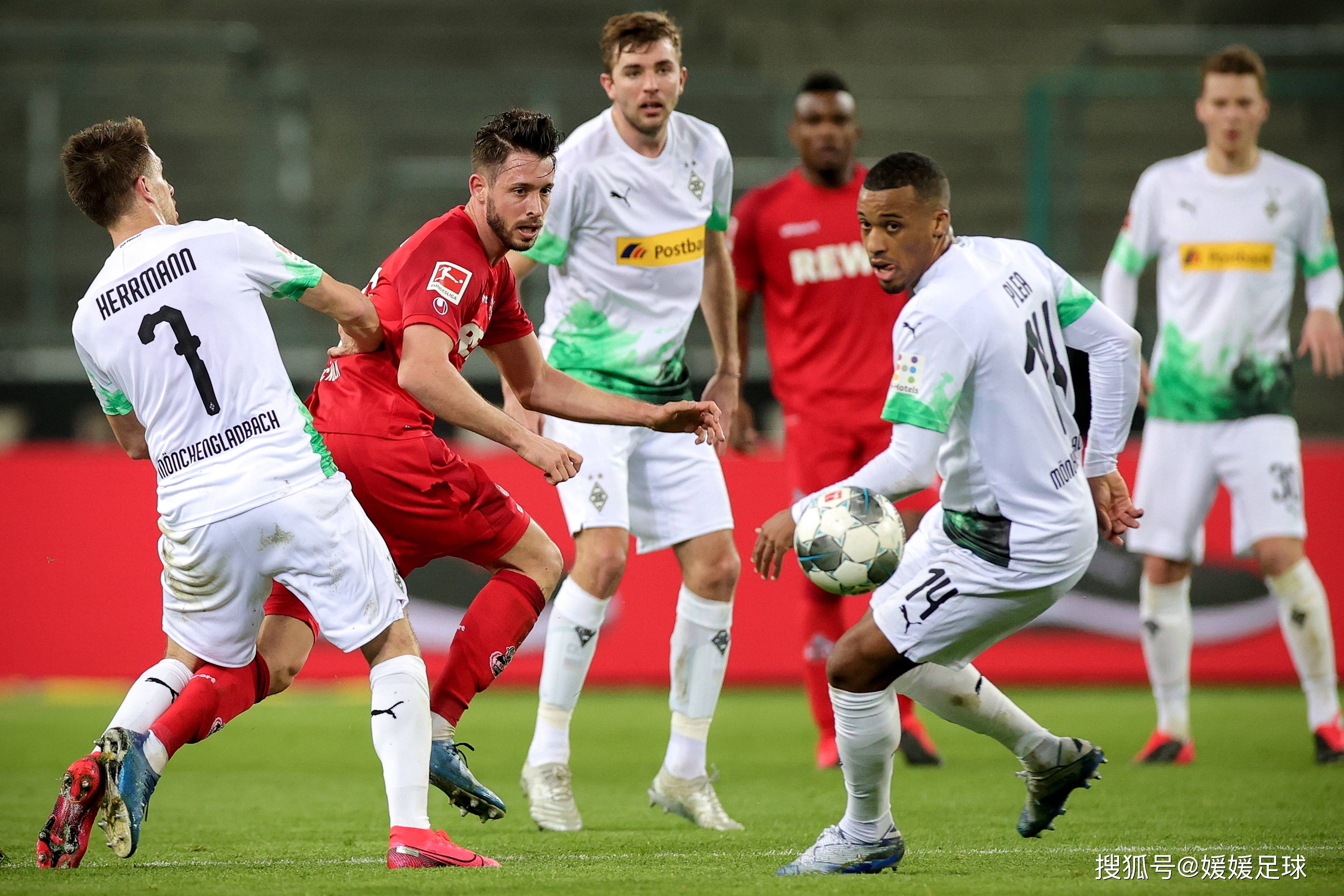 霍芬海姆队员展示与小球迷的互动视频的简单介绍