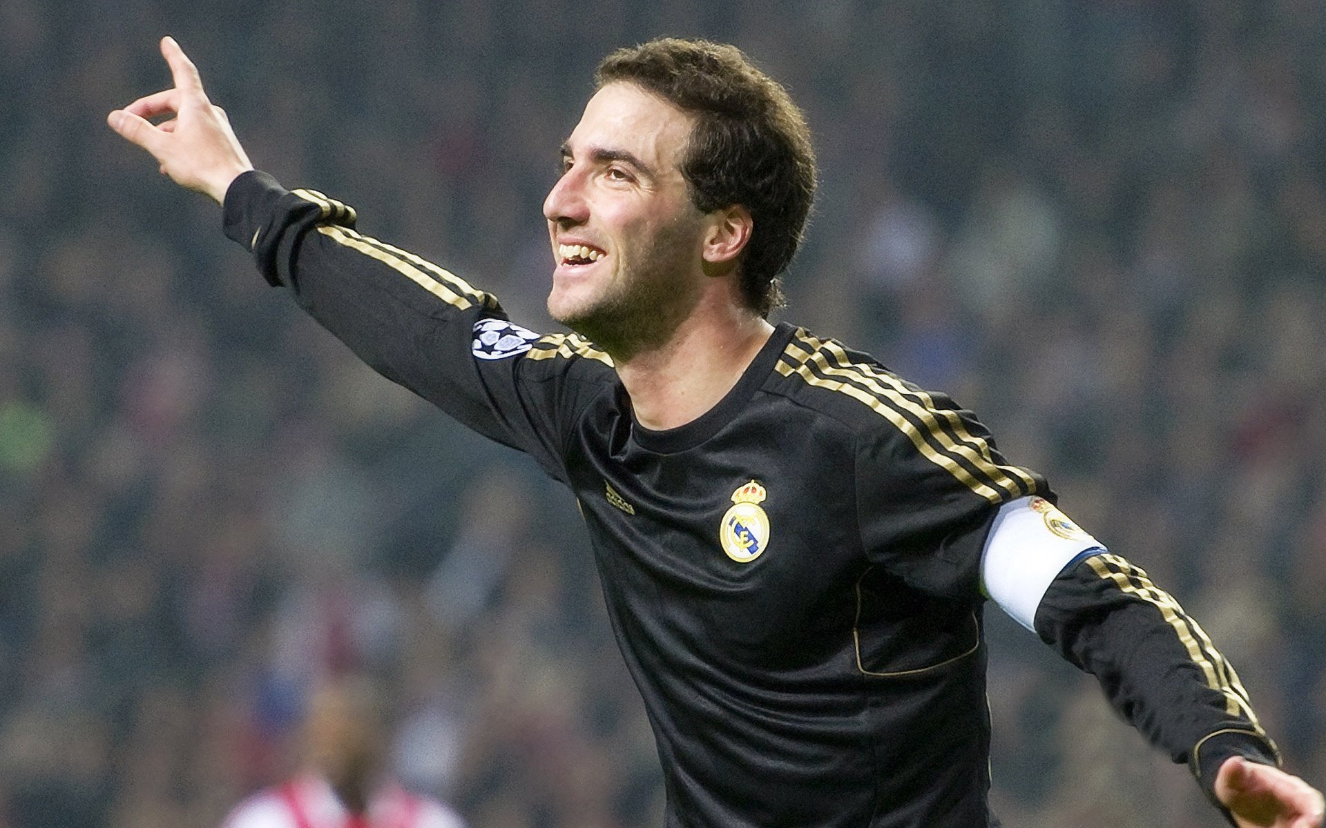 C罗赛事官方发布比分优势明显新规，瑞士队争议不断！